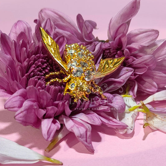 Round Cut Diamond 14K Yellow Gold Finish Honey Bee Brooch Pin